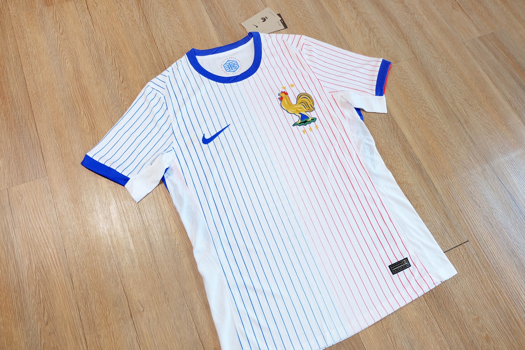 เสื้อฟุตทีมชาติทีมชาติ ฝรั่งเศส เยือน สีขาว เกรดนักเตะ ยูโร 2024
