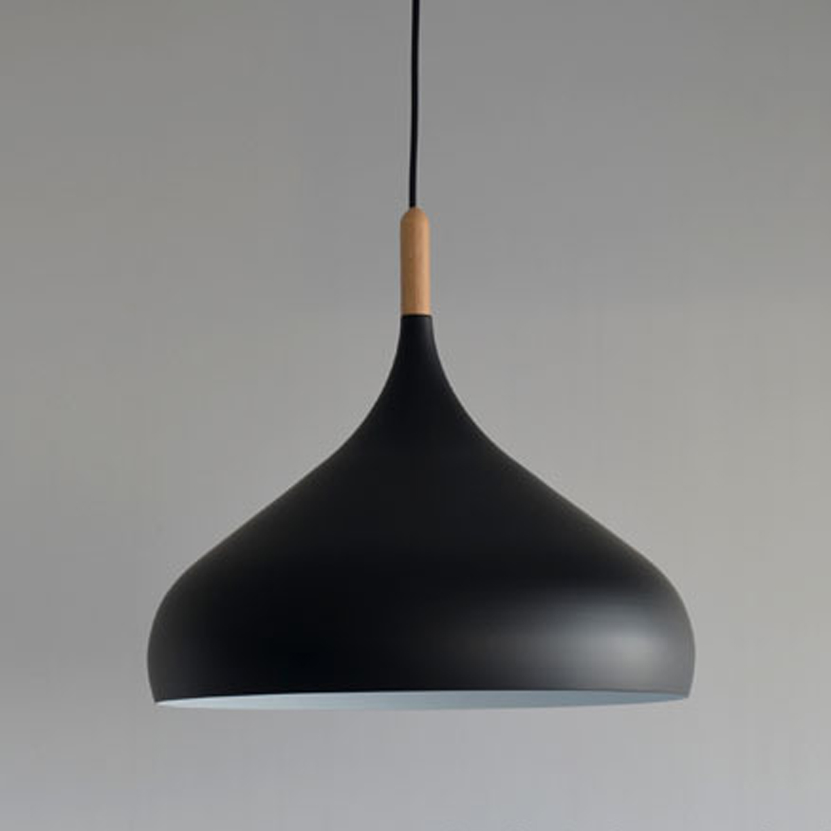 โคมไฟห้อยเพดานนอร์ดิกหัวไม้ ทรงพุ่มปลายแหลม 32 cm.