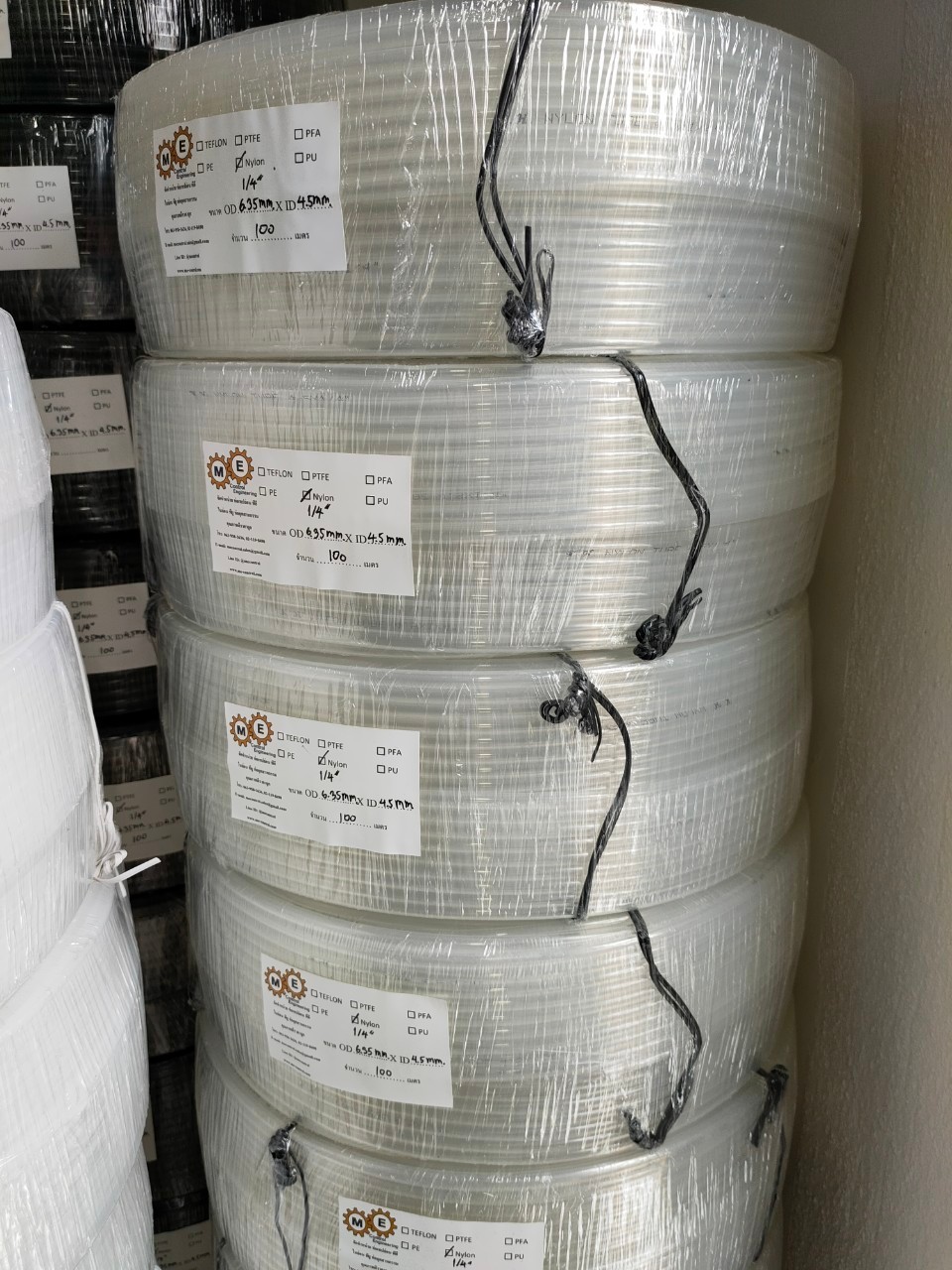 7.ท่อไนล่อน Nylon Tube สีขาว,สีดำ ขนาด 1/4" (4.5x6.35มม.)