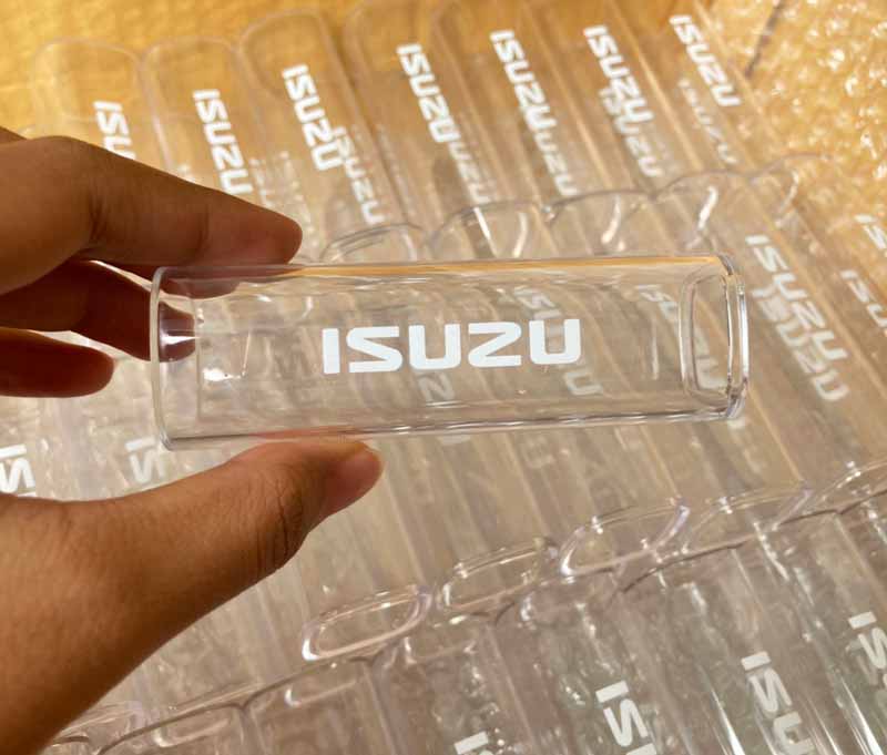 พิมพ์พลาสติก สกรีนพลาสติก โลโก้ 1 สี