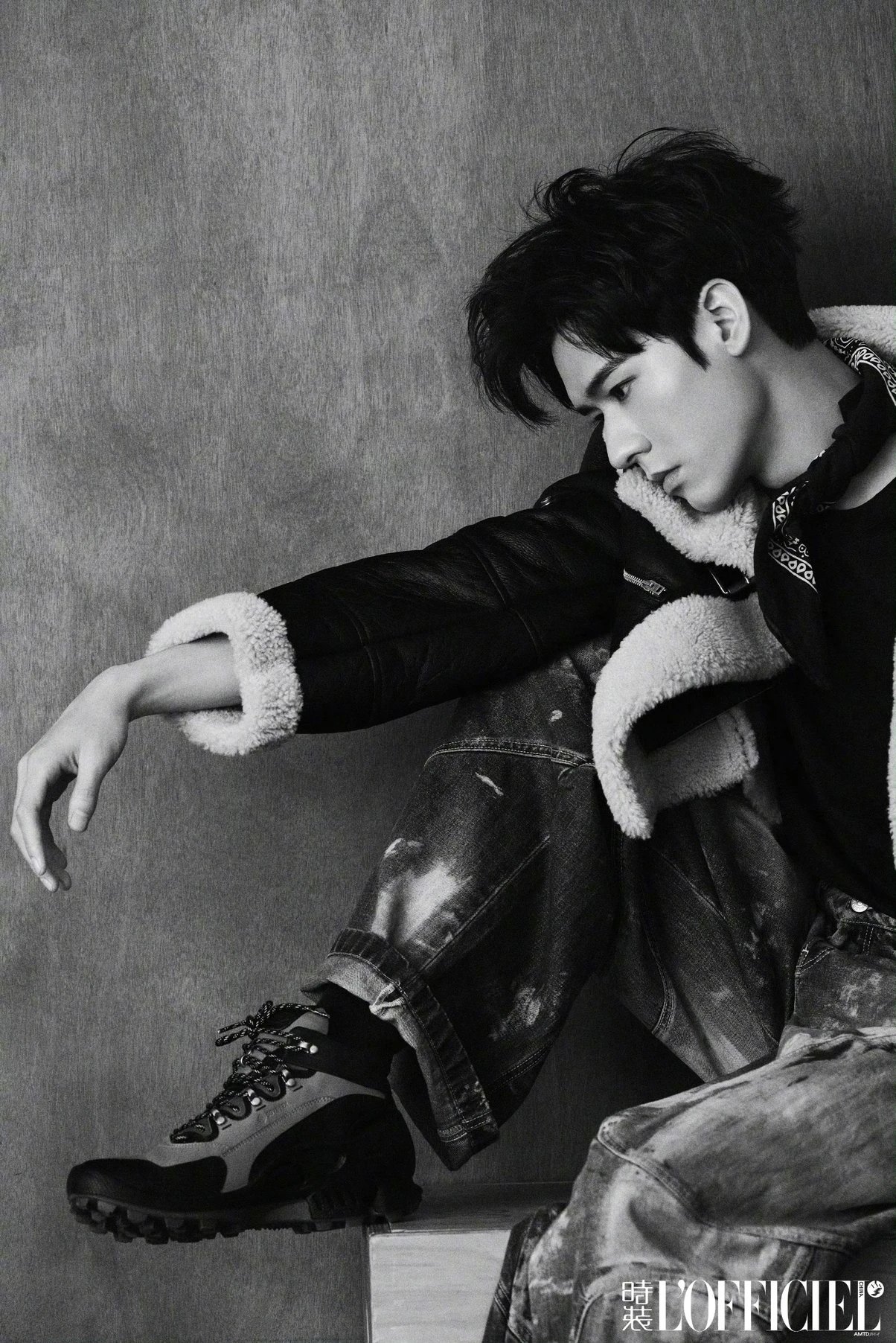 Pre - นิตยสาร L'Officiel กงจวิ้น GongJun 龚俊 SimonGong 2024