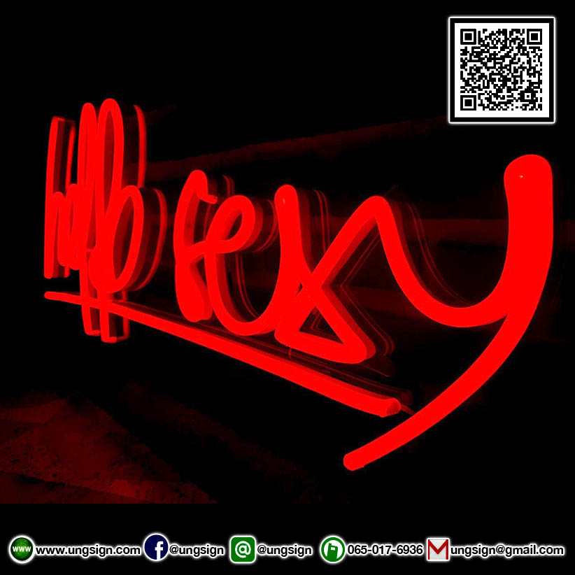hello sexy ป้ายนีออนเฟรคไฟสีแดง ติดลงอะคลิลิคใส รับผลิตตามรูปแบบที่ต้องการ