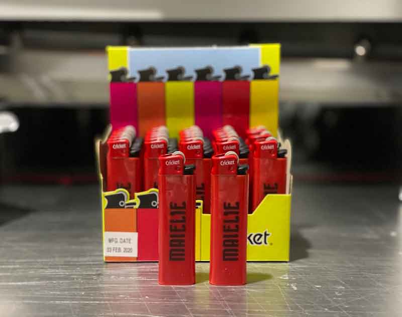 ไฟแช็ค Cricket พร้อมพิมพ์ลายกราฟฟิก