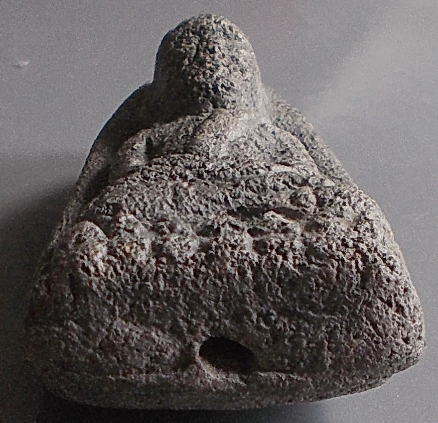 ลป.ทวด พิมพ์ใหญ่หัวมน เนื้อเทาดำ วัดประสาท ปี 06