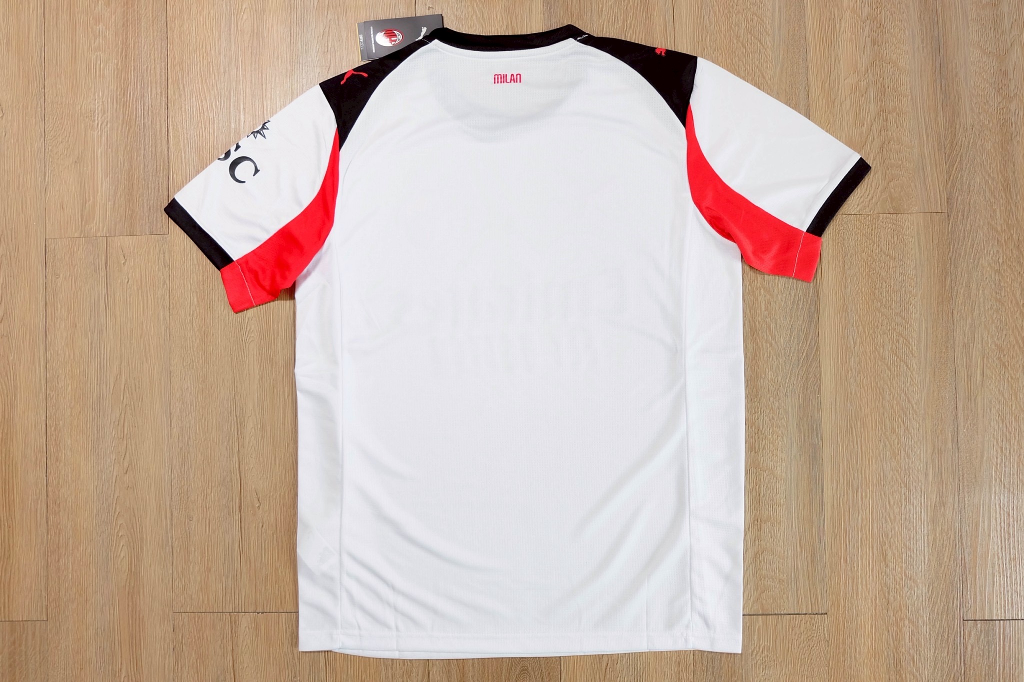 มาใหม่เสื้อฟุตบอล เอซี มิลาน สีขาว Fans Edition เกรดแฟนบอล 2025