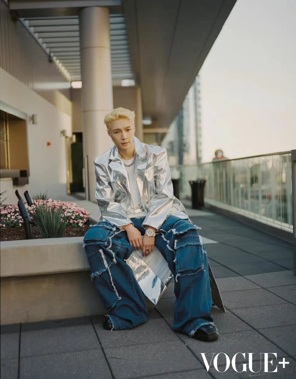 Pre - นิตยสาร VOGUE+ อี้ชิง ZhangYixing LAYZhang 2022