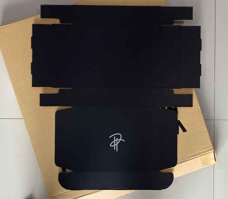 สกรีนกล่องของขวัญ พิมพ์กล่องของขวัญสำเร็จรูป สกรีนกล่องลูกฟูก