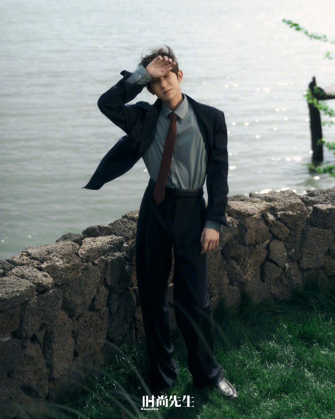 Pre - นิตยสาร Esquire หวังหยวน WangYuan 2025 TFBOYS