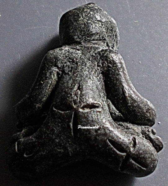 พระปิดตาดอกจันทร์ เมืองนครฯ