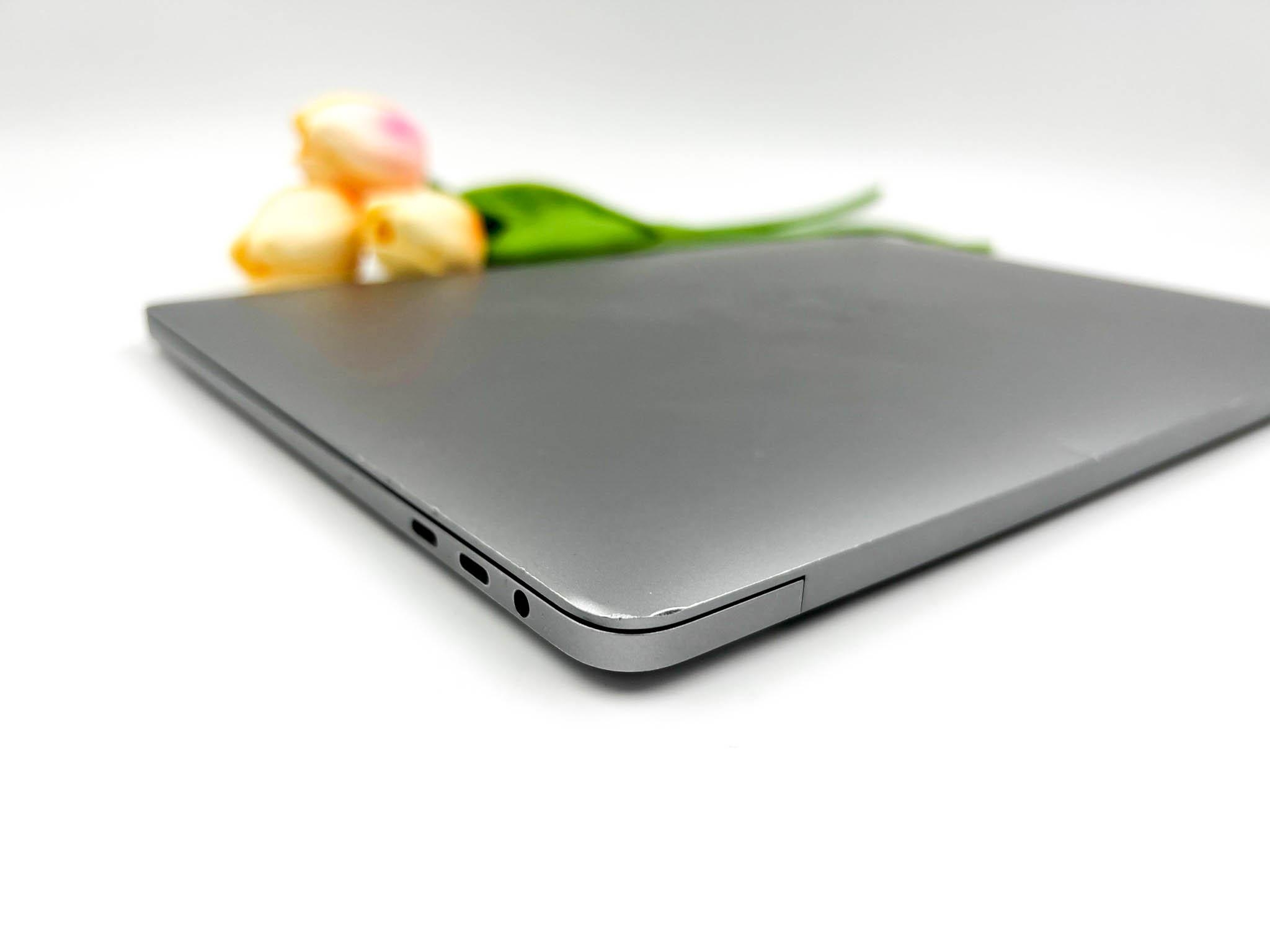 MacBook Pro (13-inch, 2018)