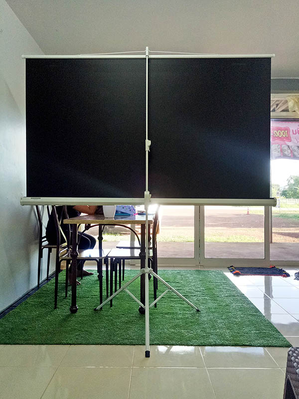 จอขาตั้ง 100 นิ้ว 4:3 Gygar Tripod Screen