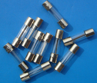 ฟิวส์หลอดแก้ว 250V 5A 5*20mm 10 ตัว