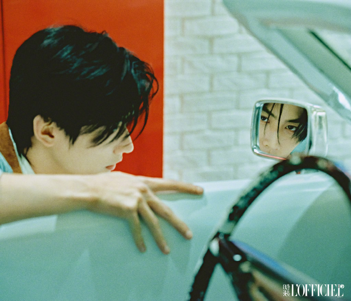 Pre - นิตยสาร L’Officiel China โจวเคออวี่ Zhoukeyu DanielZhou 2025+การ์ด