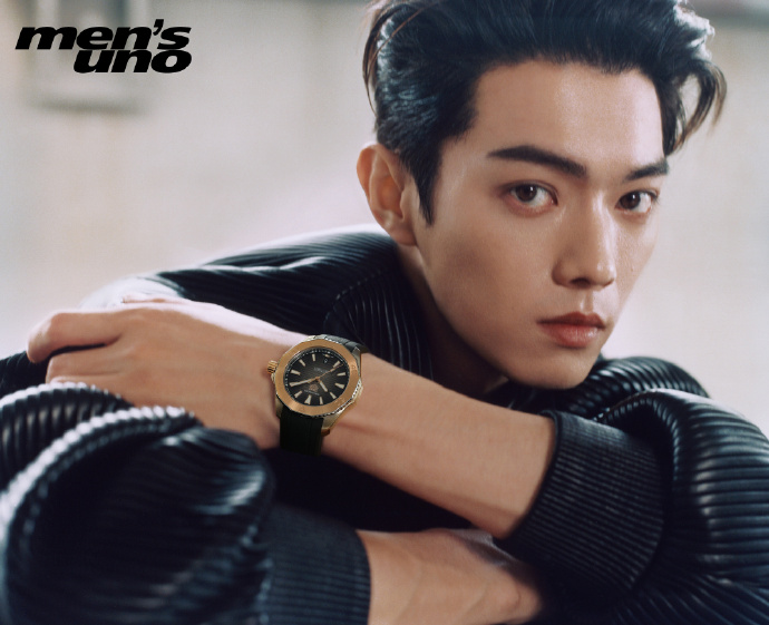 Pre - นิตยสาร Men’s Uno สวีข่าย Xukai 2024+โปสเตอร์พับ