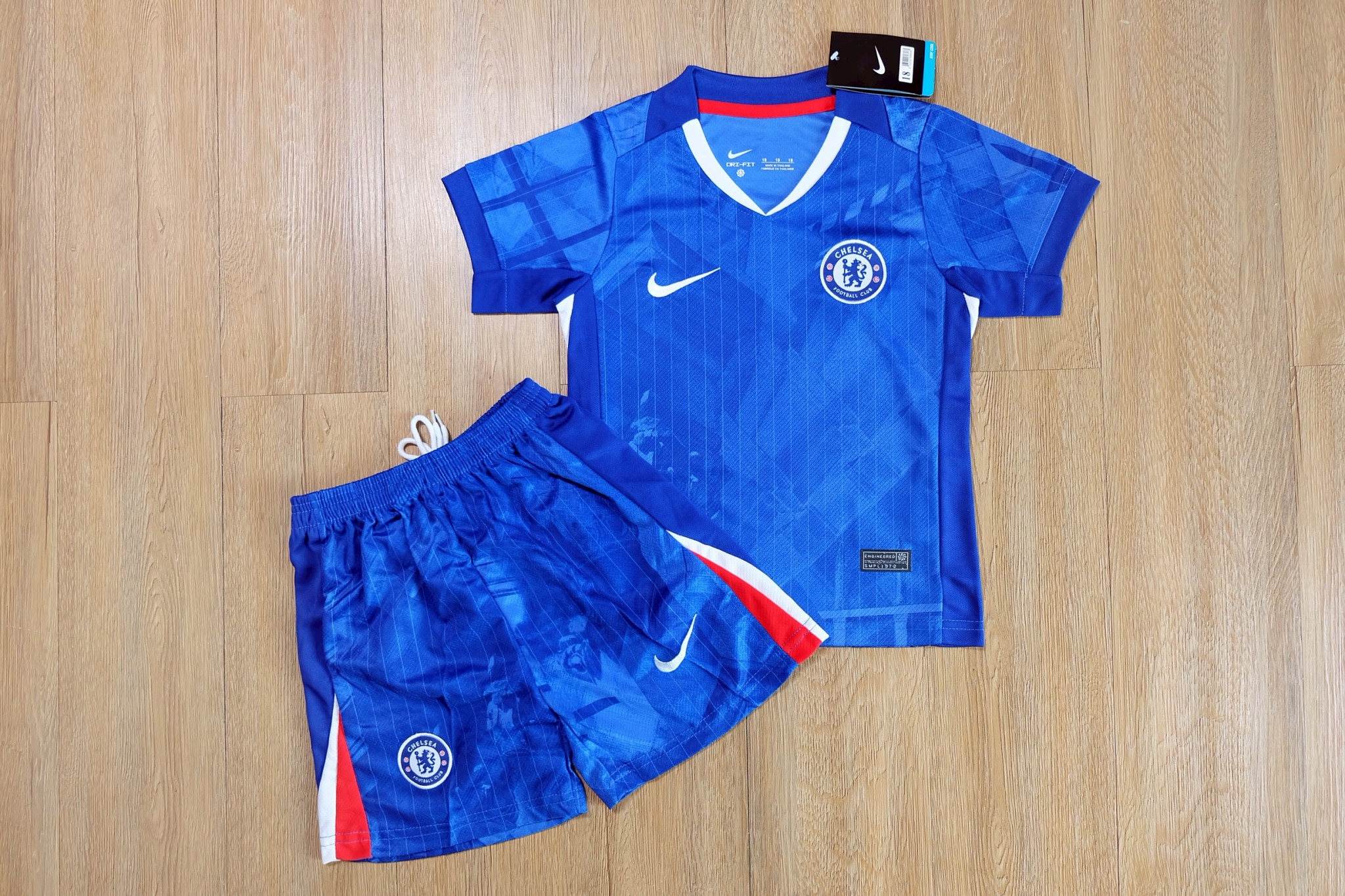 ชุดฟุตบอลเด็ก – เชลซี เหย้า Fans Edition เกรดแฟนบอล 2026