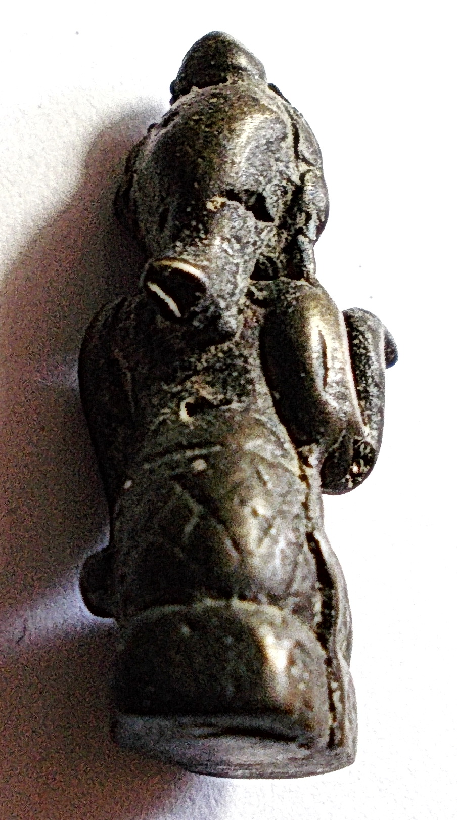 นางกวักเก่า เนื้อสัมฤทธิ์ ขนาดห้อยบูชา