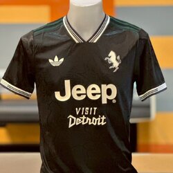 2025-26 เสื้อฟุตบอลยูเว่ สีดำ สำหรับผู้ชาย Player Edition เกรดนักเตะ Size S-2XL