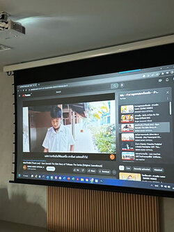 จอไฟฟ้า ALR Vivid Storm 100 นิ้ว 16:9