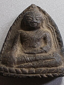 ลพ.โต ปางมารวิชัย เนื้อดิน อยุธยา