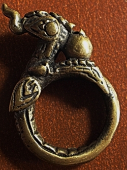 แหวนหัวพญานาคโบราณ เนื้อสัมฤทธิ์เงิน #lnw154
