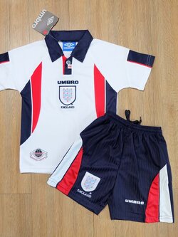 Retro ชุดฟุตบอลเด็กย้อนยุค - ทีมชาติอังกฤษ เหย้า เกรดแฟนบอล