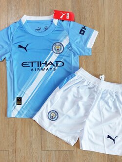 ชุดฟุตบอลเด็ก – 2025-26 ชุดฟุตบอลเด็กเเมนซิ สีฟ้า สำหรับเด็ก Fans Edition เกรดแฟนบอล Size 18-28