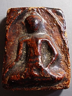 พระแผงตัด เนื้อดิน ปางมารวิชัย กรุวัดกระชาย อยุธยา