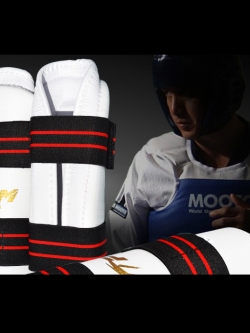 (พร้อมส่ง) ชุดสนับแข้ง+สนับแขนเทควันโด 4 ชิ้น ป้องกันการบาดเจ็บ TCD10008