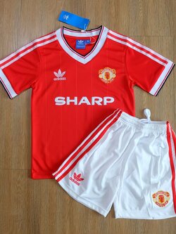 Retro ชุดฟุตบอลเด็กย้อนยุค - ทีมเเมนยู เหย้า เกรดแฟนบอล