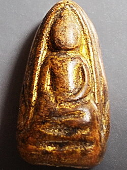 พระรอดขรัวอีโต้ กรุวัดเลียบ กทม.