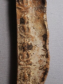 พระแผงตัด กรุพระธาตุนาดูน มหาสารคาม ตัดสี่องค์