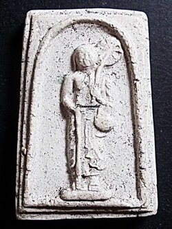 พระสิวลี สี่เหลี่ยม พิมพ์ใหญ๋ เนื้อผงบางขุนพรหม วัดประสาท ปี 2506