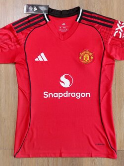 เสื้อฟุตบอลผู้หญิง Man U สีแดง Fans Edition เกรดฟุตบอล 2025