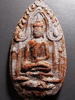 ขุนแผนนั่งกุมาร เนื้อผงน้ำมัน ลพ.ถิร วัดป่าเลไลย์