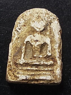 พระกรุวัดเงินคลองเตย พิมพ์พระคง