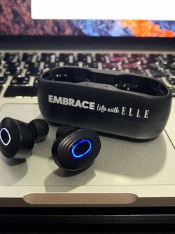 พิมพ์หูฟัง airpod หูฟัง in ear หูฟัง small talk สำเนา