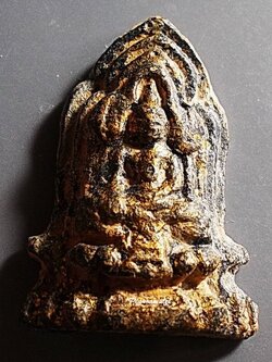 พระกรุวัดประยูรฯ พิมพ์โคนสมอเล็ก รักทองเดิม