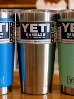 แก้ว YETI พิมพ์โลโก้บนแก้ว YETI 20 Oz. จำนวน 10 ใบ