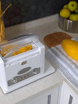 Pasta Mixer ตู้นวดแป้งไฟฟ้า