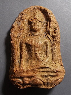 ยอดขุนพลซุ้มเรือนแก้ว เนื้อดิน ลพบุรี