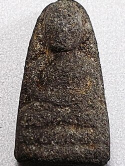 หลวงปู่ทวดวัดไทรใต้ นครสวรรค์ พิมพ์เล็ก เนื้อว่าน ปี 2506