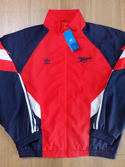 เสื้ออาร์เซนอลแขนยาว แจ๊คเก็ตผ้าร่มโลโก้ปัก เกรดแฟนบอล 2025