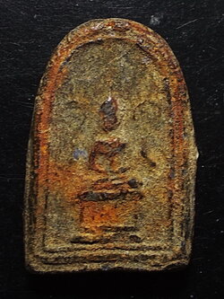 พระกรุวัดชนะสงคราม พิมพ์ซุ้มเถาวัลย์