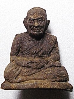 หลวงพ่อทวด ลอยองค์ เนื้อว่าน 108 ก้นฝังพลอย ปี 48 วัดห้วยมงคล