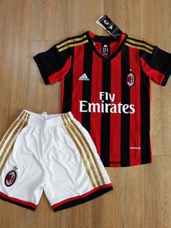 Retro ชุดฟุตบอลเด็กย้อนยุค - ทีมเอซี มิลาน เหย้า เกรดแฟนบอล