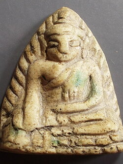 หลวงพ่อโต ปางมารวิชัย เนื้อผง กรุทัพข้าว สุโขทัย