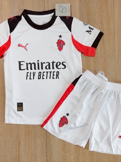 ชุดฟุตบอลเด็ก – 2025-26 ชุดฟุตบอลเด็กเอซี มิลาน สีขาว สำหรับเด็ก Fans Edition เกรดแฟนบอล Size 18-28