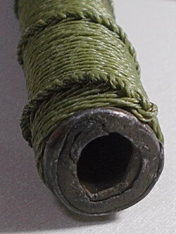 ตะกรุดโทนใหญ่ ถักเชือกเขียว ไส้ตะกั่ว ยุคแรก หลวงพ่อประสิทธิ์ วัดไทรน้อย นนทบุรี