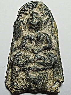 พระเล็บมือสมาธิเข่าบ่วง ชินเงิน