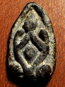 พระปิดตาสี่กรเก่าผงคลุกรักไม่ทราบที่ #lnw24